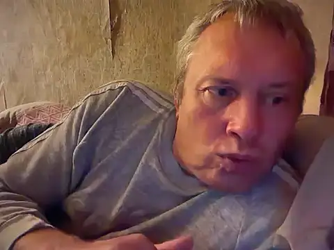 evulis1 online show from October 11, 2025, 9:35 pm