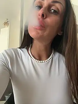 ainaht online show from February 13, 2026, 8:32 am