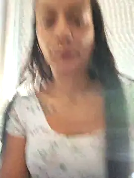 Snapshot of Lauraxxsteen chatting on September 15, 2025, 10:37 am Lauraxxsteen online show from September 15, 2025, 10:37 am