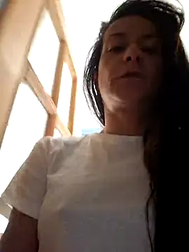 Snapshot of Lauraxxsteen chatting on September 27, 2025, 7:57 am Lauraxxsteen online show from September 27, 2025, 7:57 am