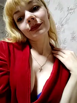 AliceSwan1122 online show from September 19, 2025, 8:42 pm