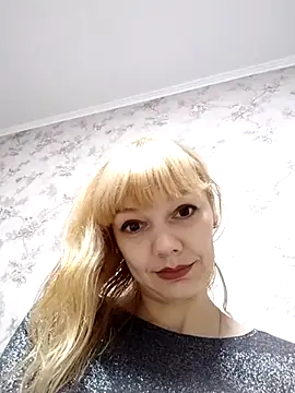 AliceSwan1122 online show from September 20, 2025, 9:27 pm