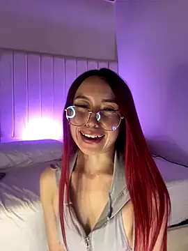 Snapshot of Abbi_Gomez chatting on September 19, 2025, 3:56 pm Abbi Gomez online show from September 19, 2025, 3:56 pm