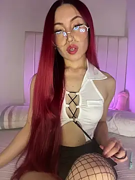Snapshot of Abbi_Gomez chatting on October 21, 2025, 12:44 am Abbi Gomez online show from October 21, 2025, 12:44 am