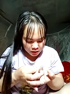 emilyzz online show from February 19, 2026, 1:18 pm