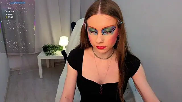 Snapshot of KarenSmitht chatting on February 1, 2026, 2:04 pm KarenSmitht online show from February 1, 2026, 2:04 pm