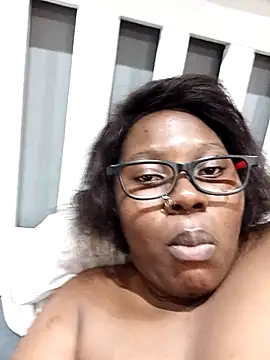 Snapshot of Darkchokola33 chatting on September 23, 2025, 10:51 am Darkchokola33 online show from September 23, 2025, 10:51 am