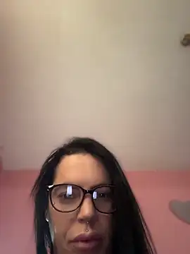 DIRTY PAISLEY X online show from May 18, 2026, 8:25 pm