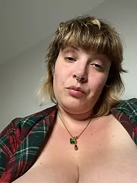 STRIPsegale online show from April 15, 2026, 8:20 pm