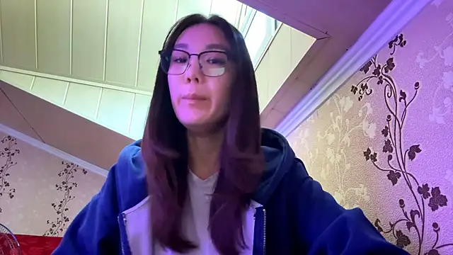 Snapshot of marry_dreams chatting on October 5, 2025, 10:13 am marry dreams online show from October 5, 2025, 10:13 am