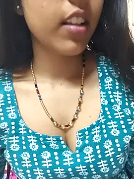 reetika6375 online show from February 13, 2026, 8:27 pm