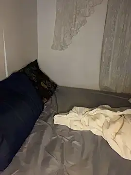 ravenadark online show from November 18, 2025, 1:44 am