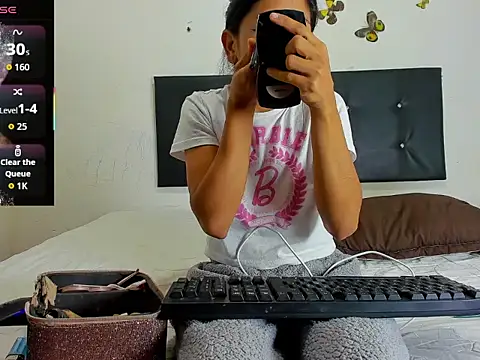 Haylee-carter online show from October 3, 2025, 11:40 am