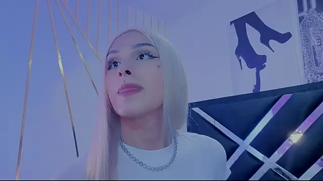 Angel-dragun online show from April 10, 2026, 3:34 am