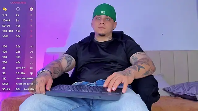 denis munera online show from September 24, 2025, 10:29 am