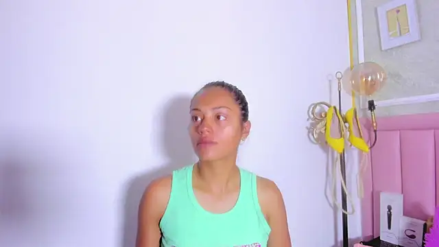 HoollyHendrix online show from February 28, 2026, 8:54 pm