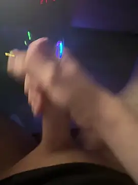 jstntz online show from February 12, 2026, 11:11 pm