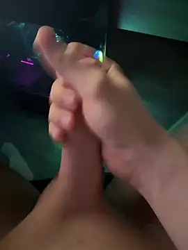 jstntz online show from April 6, 2026, 9:16 pm