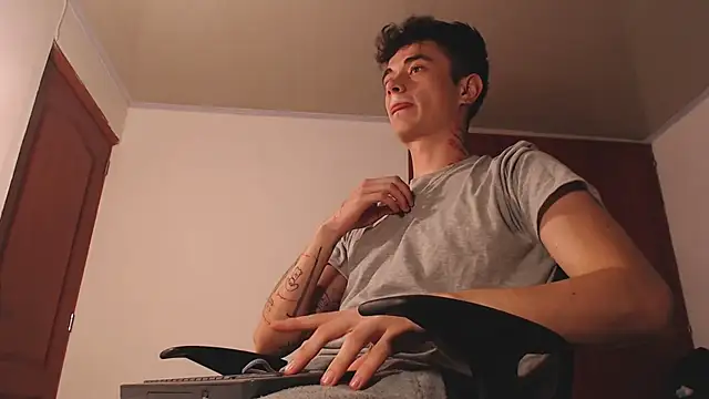 jaico santos online show from November 26, 2025, 10:55 pm