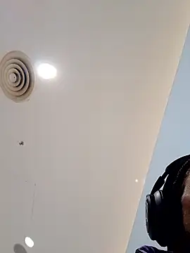 Mikaaa97 online show from March 13, 2026, 1:18 pm