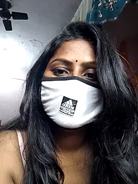 Jasmine Januja online show from October 28, 2025, 2:26 am