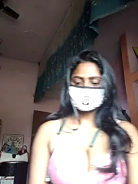 Jasmine Januja online show from November 11, 2025, 8:03 am