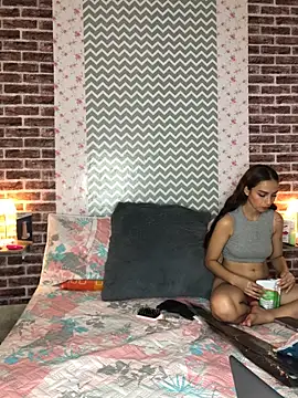 KaMila M00N online show from September 26, 2025, 4:22 pm