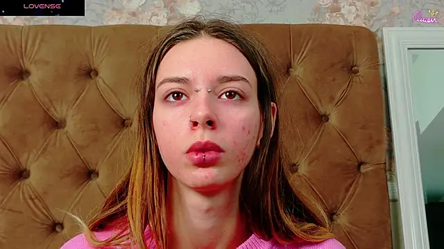 Snapshot of CoraVex chatting on January 8, 2026, 5:10 am CoraVex online show from January 8, 2026, 5:10 am