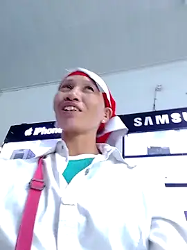 donna-bae online show from October 26, 2025, 9:59 am