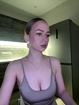 MissOyee online show from January 16, 2026, 7:18 pm