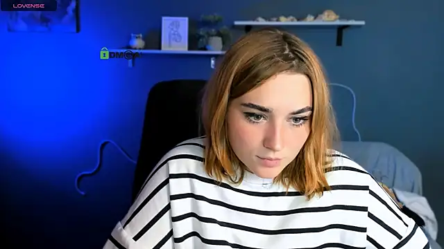 casey meow  online show from October 23, 2025, 8:35 am