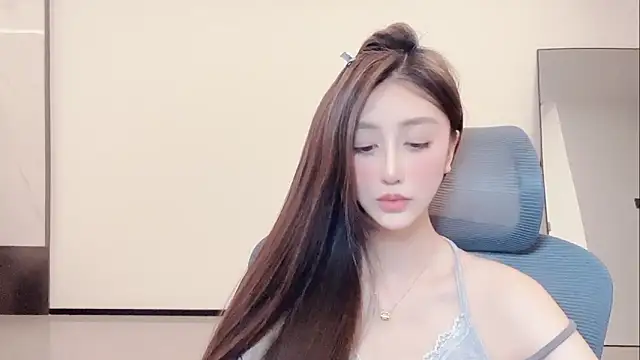 Melody-11 online show from March 4, 2026, 6:36 pm