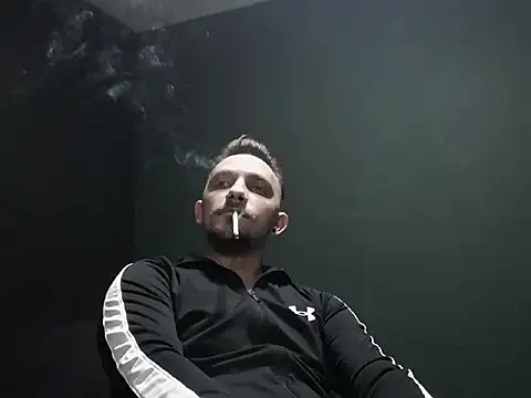 Snapshot of guesswhatbitch chatting on October 9, 2025, 8:18 pm guesswhatbitch online show from October 9, 2025, 8:18 pm