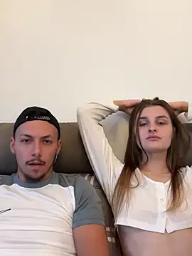 Snapshot of only4love chatting on September 22, 2025, 6:21 pm only4love online show from September 22, 2025, 6:21 pm