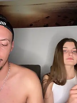 Snapshot of only4love chatting on September 29, 2025, 7:08 pm only4love online show from September 29, 2025, 7:08 pm