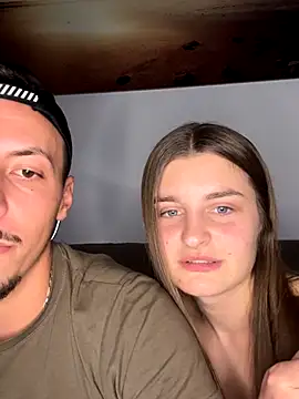 Snapshot of only4love chatting on October 3, 2025, 9:12 pm only4love online show from October 3, 2025, 9:12 pm