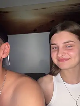 Snapshot of only4love chatting on October 5, 2025, 7:12 pm only4love online show from October 5, 2025, 7:12 pm