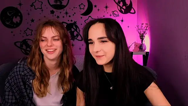 ariana ross7 online show from May 25, 2026, 9:37 am