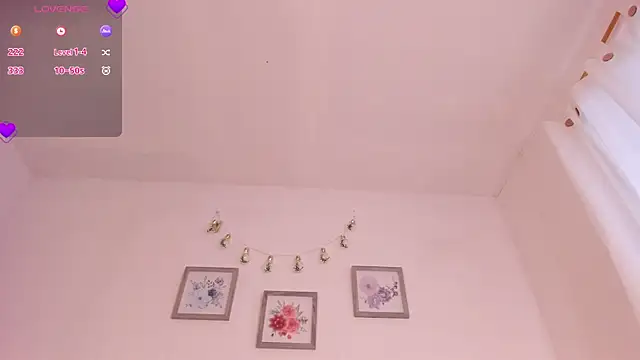 mely rosse  online show from February 10, 2026, 12:20 pm