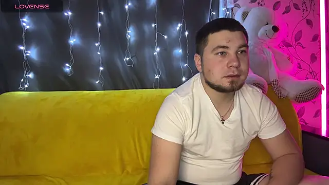 coupleinspire online show from November 27, 2025, 8:55 pm