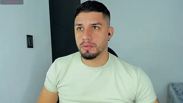 Snapshot of Jacob19_ chatting on September 18, 2025, 12:51 pm Jacob19  online show from September 18, 2025, 12:51 pm