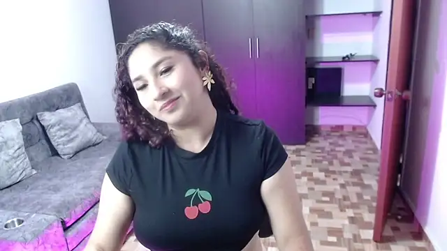 Snapshot of Gia_Dior chatting on March 4, 2026, 12:27 am Gia Dior online show from March 4, 2026, 12:27 am