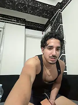 Snapshot of fuck___boyy chatting on March 6, 2026, 10:50 pm fuck boyy online show from March 6, 2026, 10:50 pm