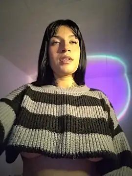 gabii hardy online show from July 13, 2026, 9:23 am