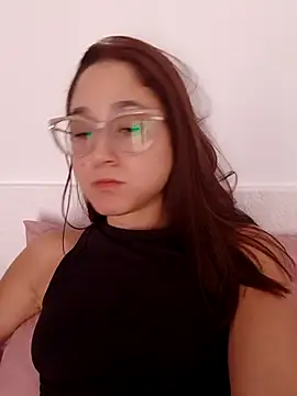 linameii online show from March 8, 2026, 3:49 pm