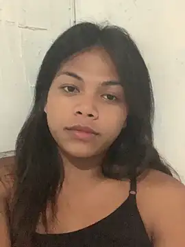 Snapshot of kynthy_bitchy chatting on October 27, 2025, 10:08 am kynthy bitchy online show from October 27, 2025, 10:08 am