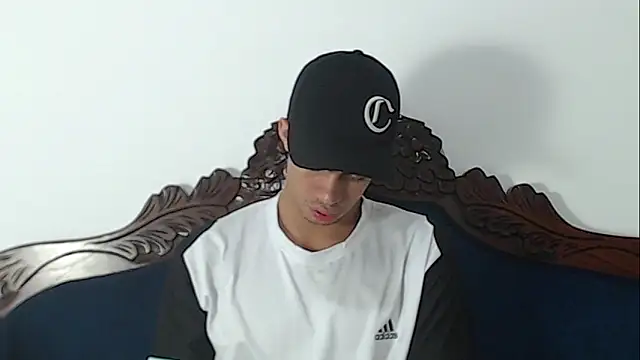 cody pipper  online show from November 18, 2025, 3:34 am