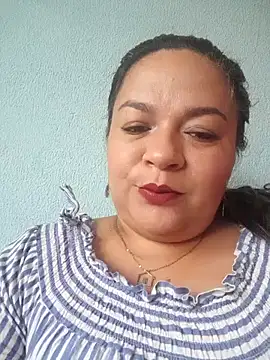 Snapshot of Amalia-sm chatting on October 23, 2025, 9:24 pm Amalia-sm online show from October 23, 2025, 9:24 pm