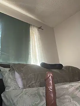 foreigntitts  online show from February 6, 2026, 11:08 pm