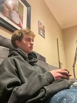 Snapshot of Randy9222 chatting on January 17, 2026, 4:43 pm Randy9222 online show from January 17, 2026, 4:43 pm